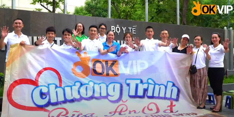 Bếp Ăn 0 Đồng OKVIP - 1 Miếng Khi Đói Bằng 1 Gói Khi No